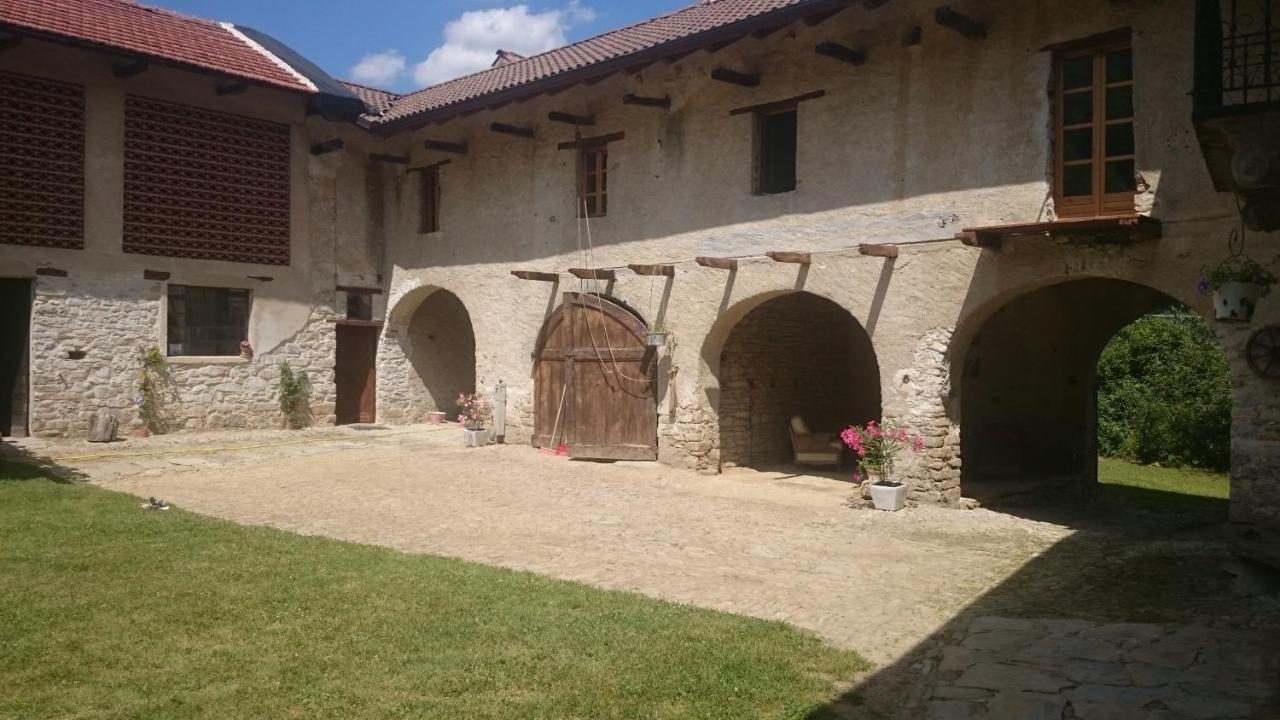 B&B Barbaia Levice Екстериор снимка